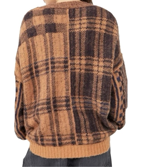 Free People Sepia Plaid Jacquard Oversized Cardigan Brown Size Small OB1530739 - Picture 2 of 10
